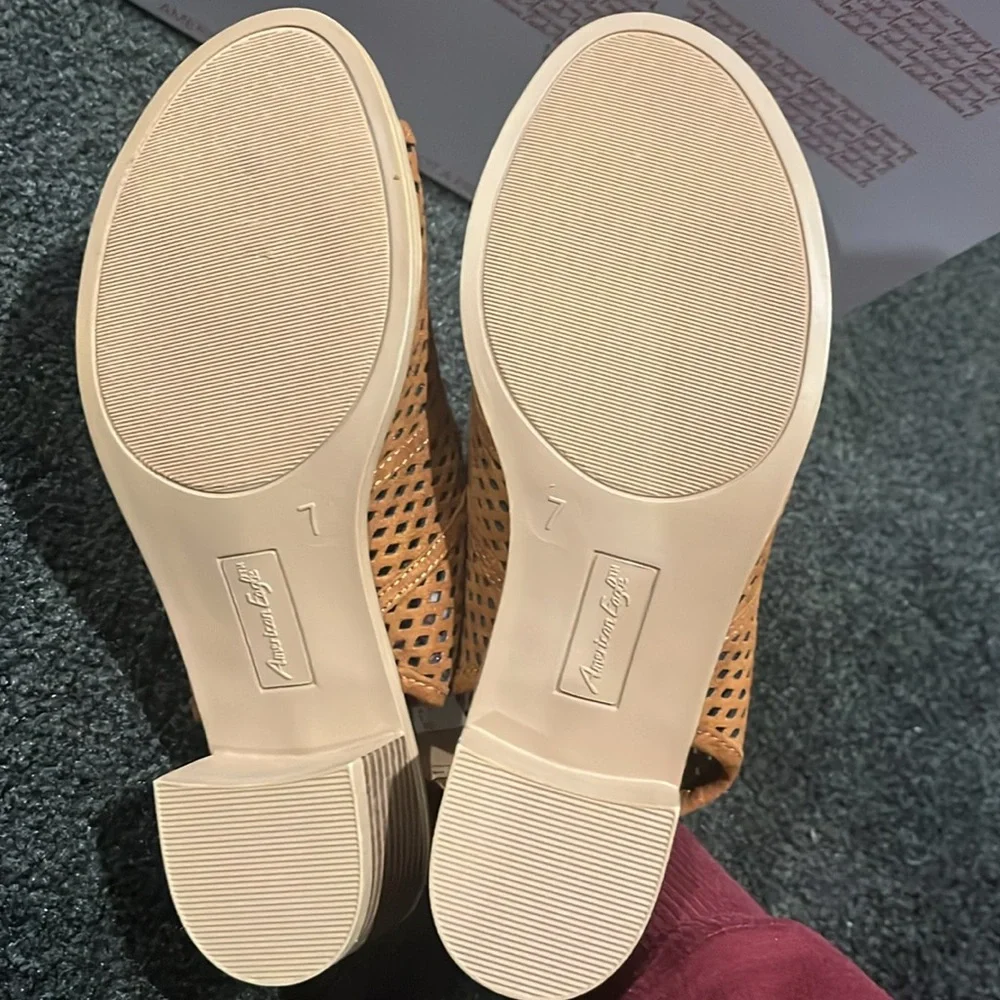 American Eagle Outfitters Tan Perforated Peep-Toe Sandals - Picture 7 of 7